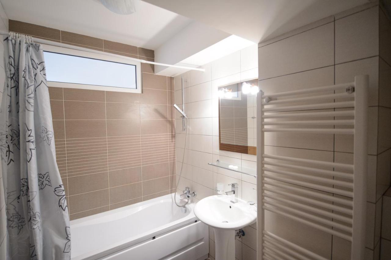 Tuya Residence เอโฟริเอนอร์ด ภายนอก รูปภาพ